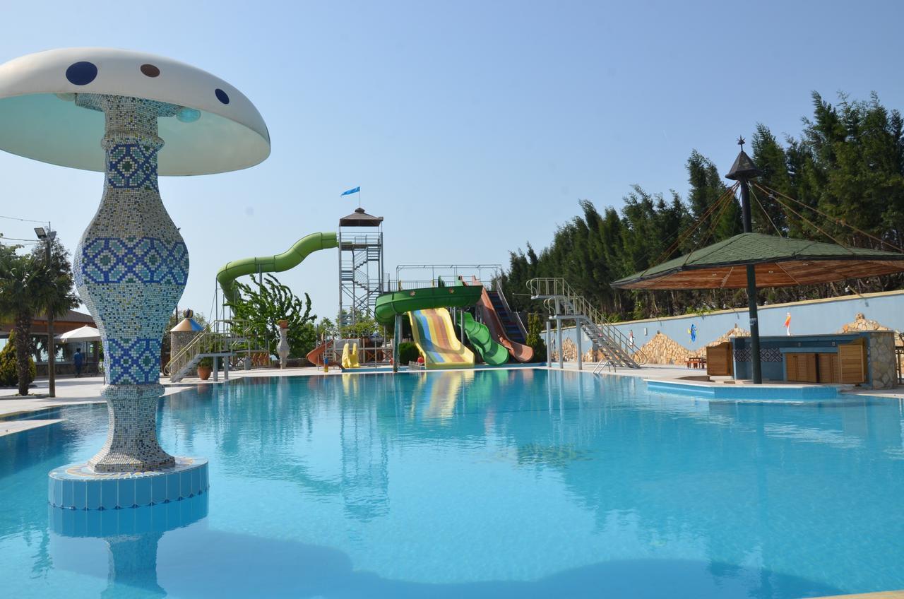 Mertur Hotel Çiftlikköy Exterior foto